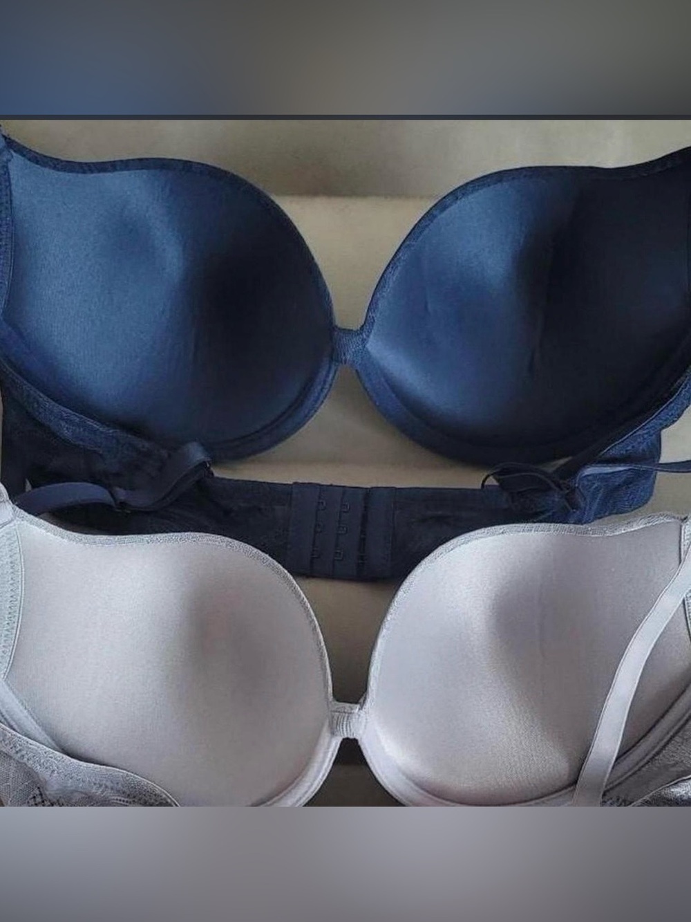 2 Everyday Push-Up Bras - Navy and Light Gray